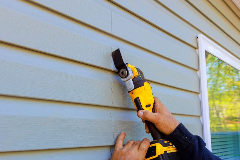 Vinyl Siding Repair - Image 12